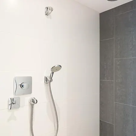 Hotel De Beurs 4*