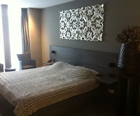 De Beurs Хоофддорп