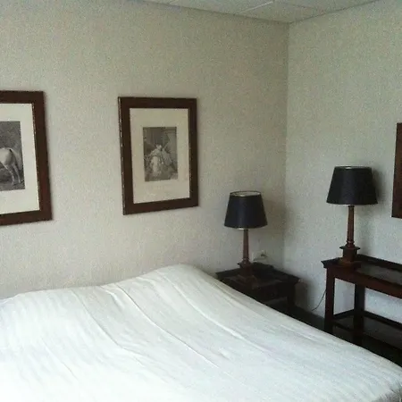 De Beurs 4* Хоофддорп